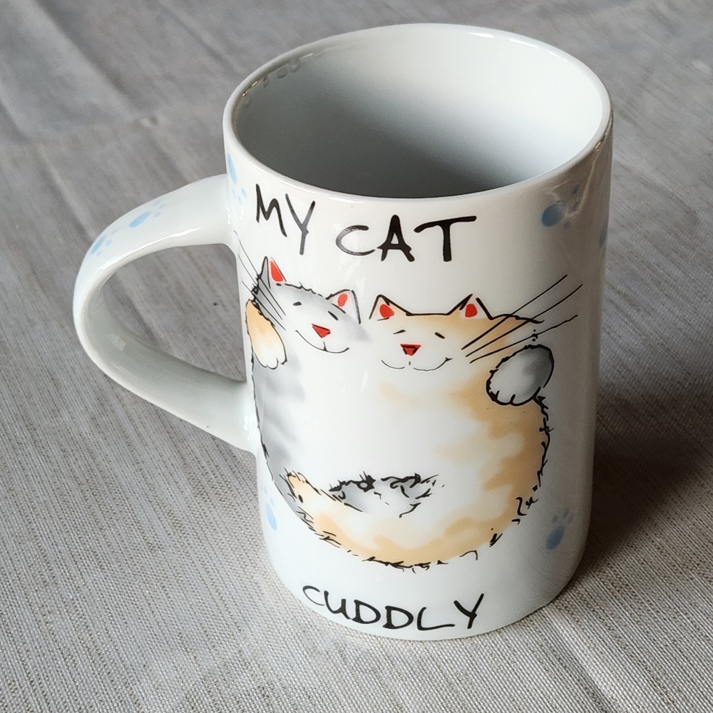 ⭐️ HOST PICK ⭐️ Cat Print Coffee Mug - Picture 4 of 7